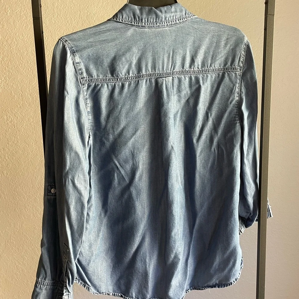 Chico Button Down - Picture 4 of 5